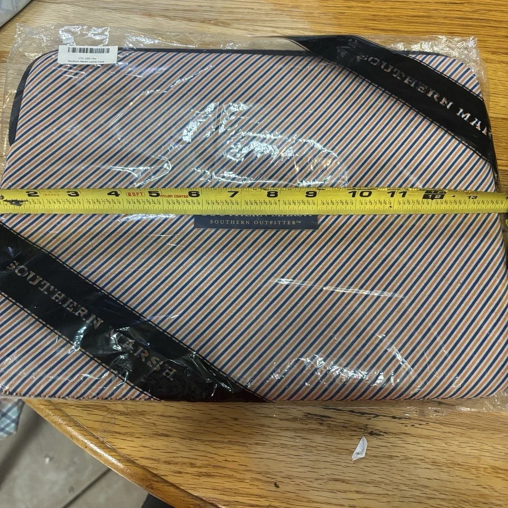 Southern Marsh Southern Outfitter New In Package Laptop Case Stripes Duck